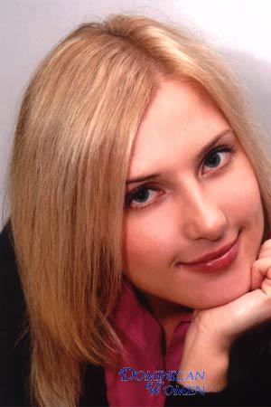 74685 - Dina Age: 27 - Russia