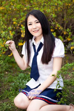 155167 - Huihui Age: 33 - China