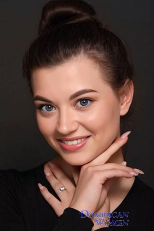 222331 - Anastasiya Age: 20 - Ukraine