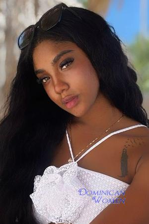223286 - Veronica Age: 21 - Colombia