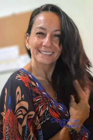 228220 - Leidy Age: 50 - Costa Rica